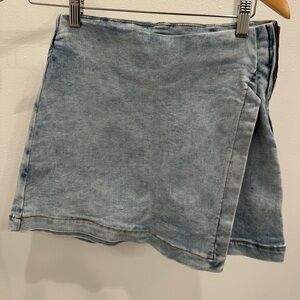 Pink Lily Light Blue Denim Skort